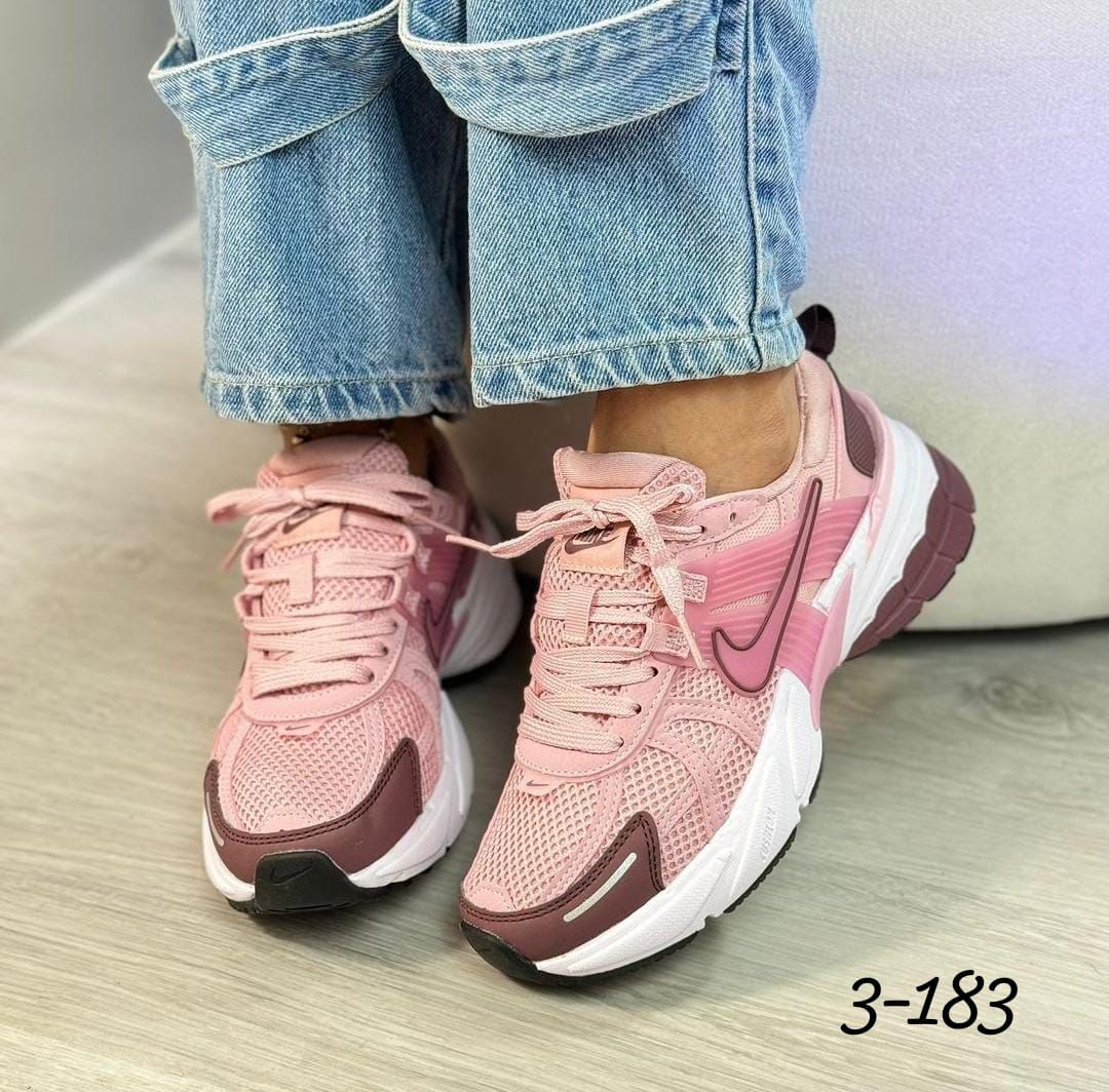 Tenis Nike: Comodidad a Cada Paso (1631855)