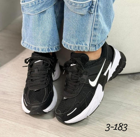 Tenis Nike: Comodidad a Cada Paso (1631855)