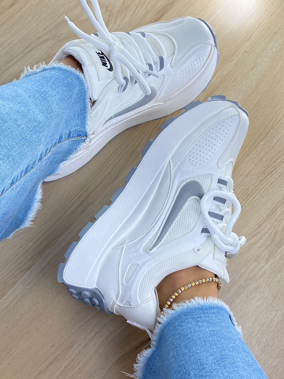 🔥 Nike Bailleli: La Revolución del Sneaker (1647870)