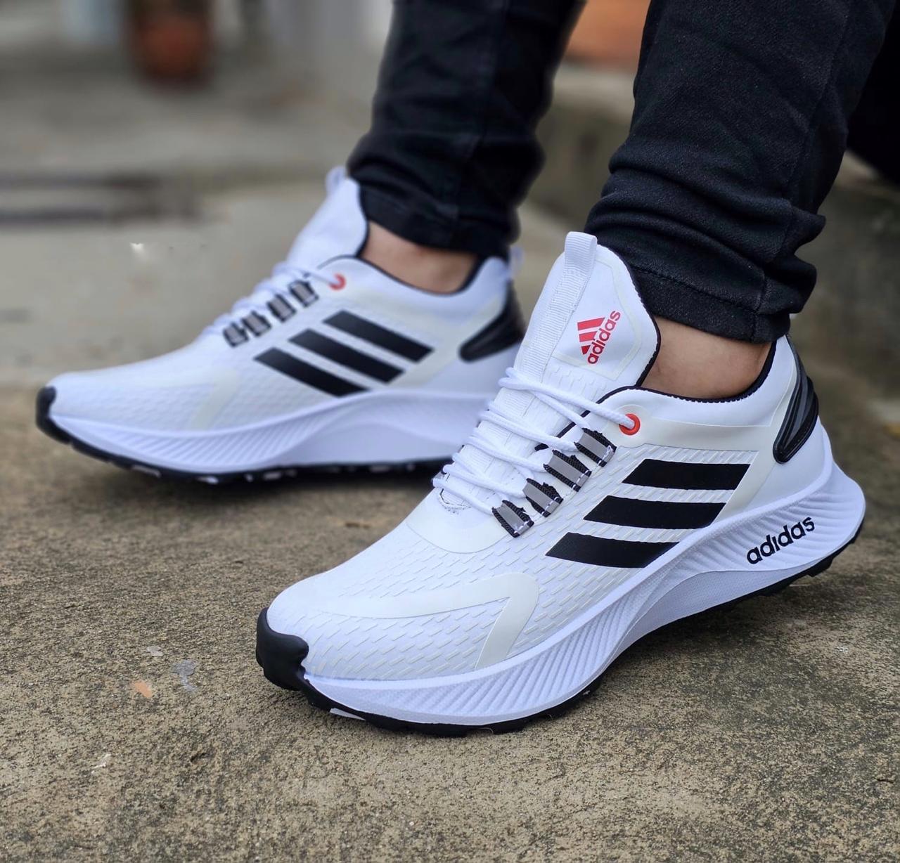 Tenis Deportivos Adidas Unisex (1656483)