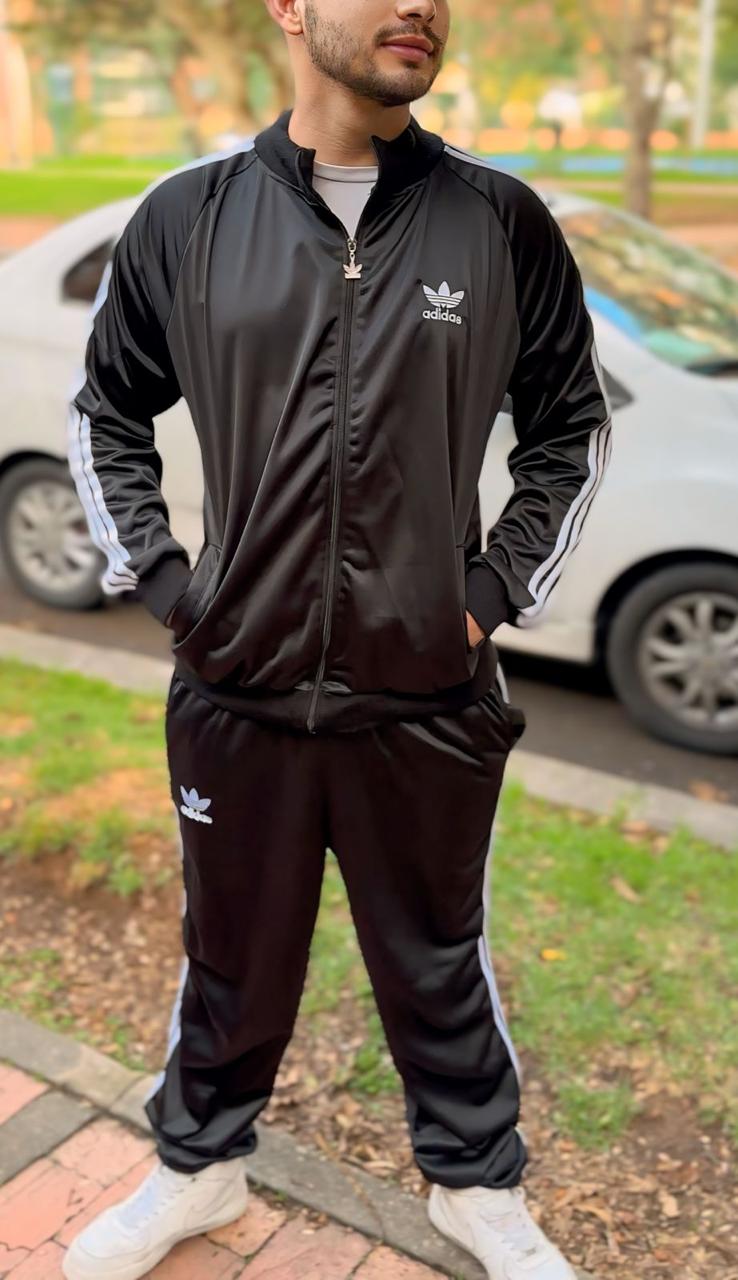 Conjunto de Sudadera Adidas (1662333)