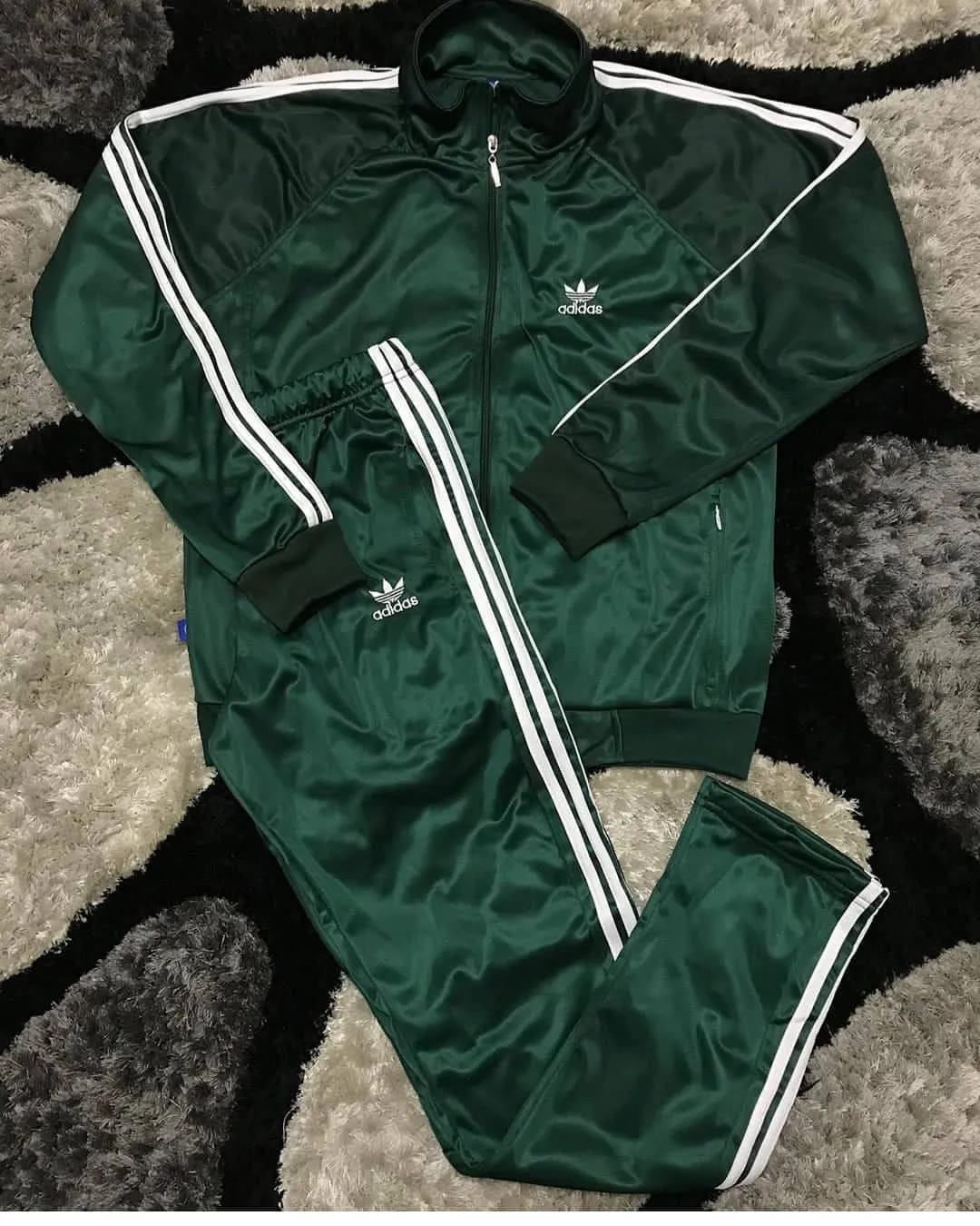 Conjunto de Sudadera Adidas (1662333)