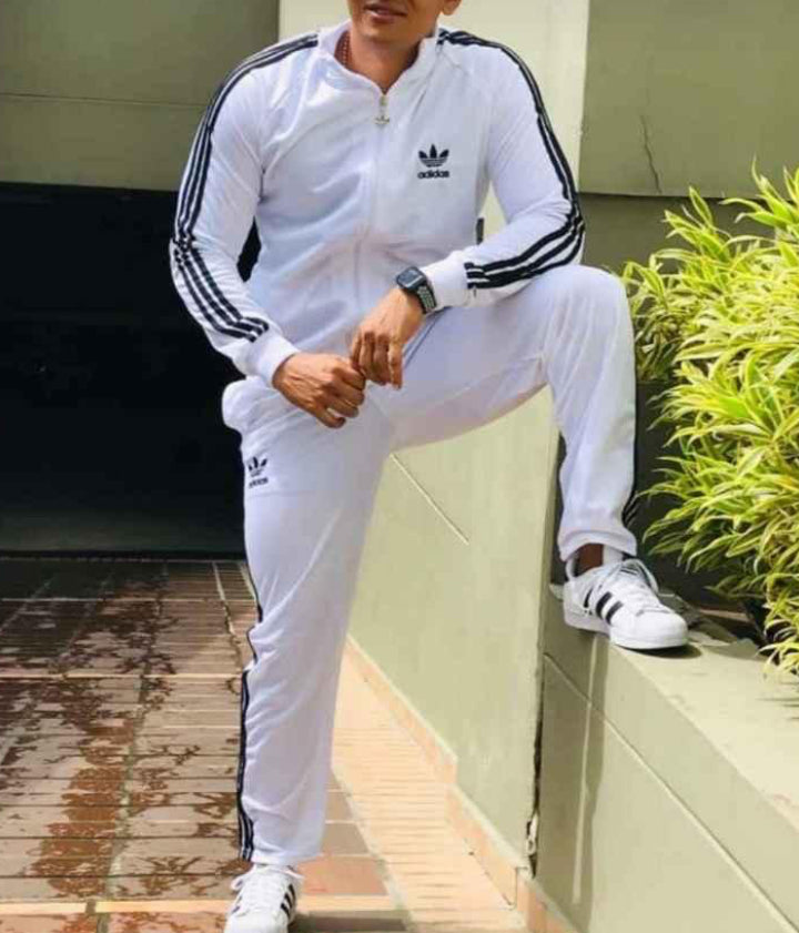 Conjunto de Sudadera Adidas (1662333)