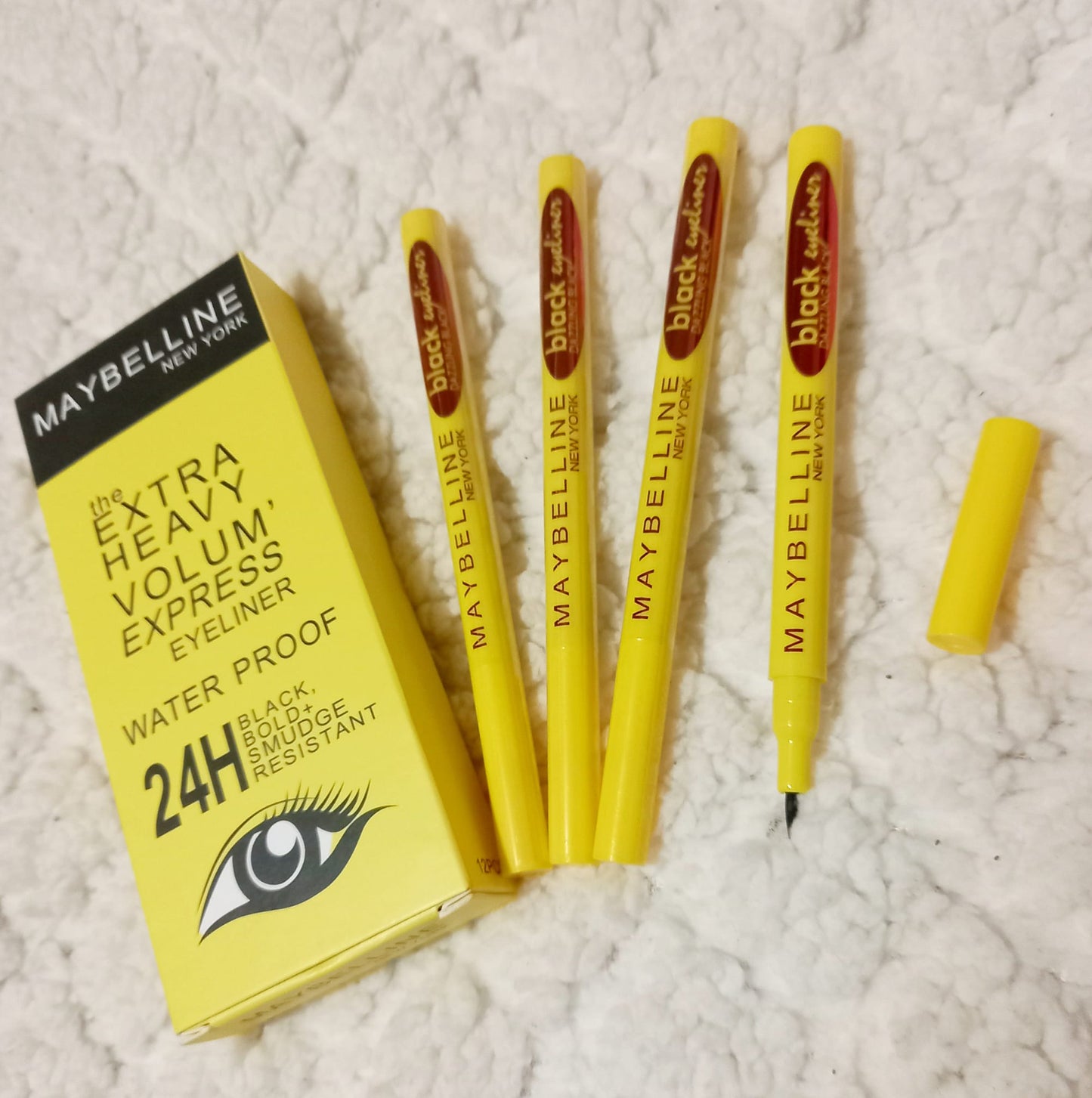 ✨ Maybelline New York - Lápiz Delineador de Ojos Impermeable (1479989)