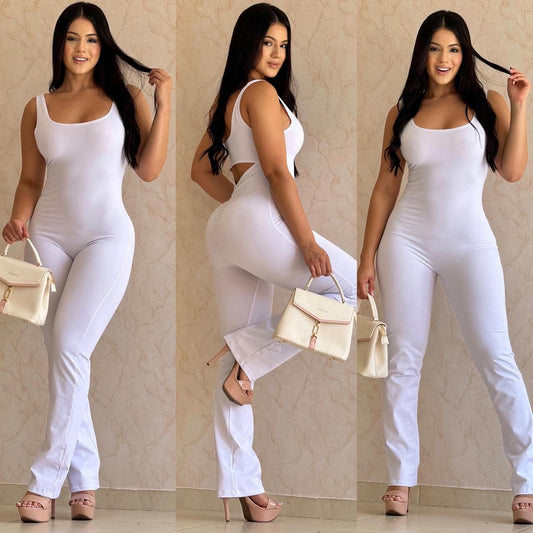 Enterizo Bota Recta Siza: Elegancia y Estilo Moderno